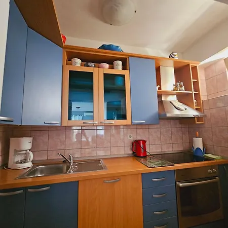 Lampic With Beautiful Sea View Apartment