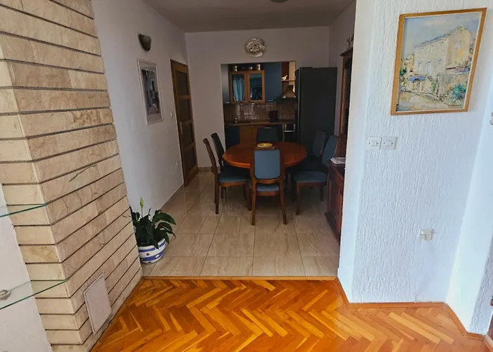 Lägenhet Lampic With Beautiful Sea View